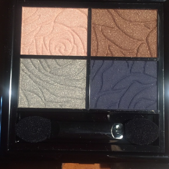 Laura Geller First Bloom Eye Shadow Quad - Picture 4 of 5